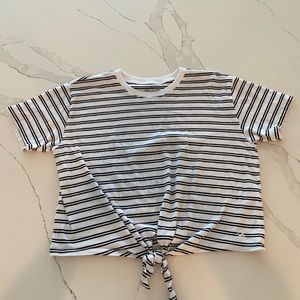 HOLLISTER STRIPED T-SHIRT